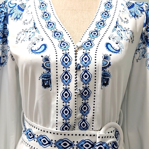 Blue and White Boho Floral Maxi Dress. S - Picture 3 of 6